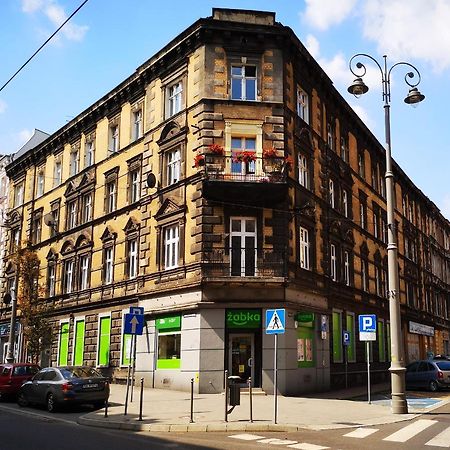 카토비체 Apartament Przybudowka 아파트 외부 사진