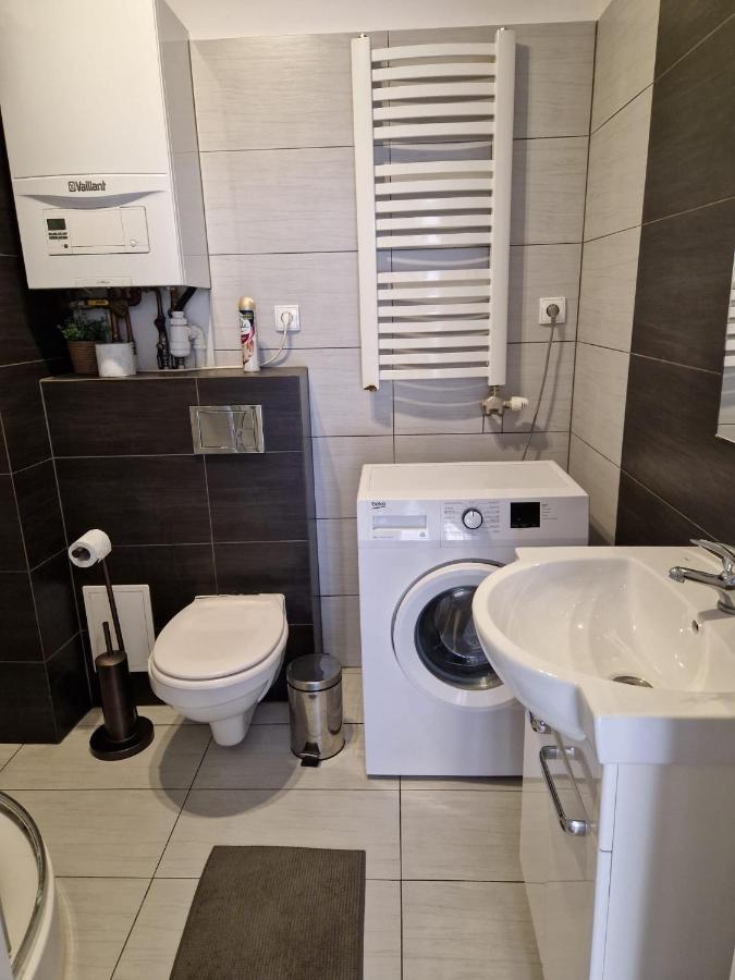 카토비체 Apartament Przybudowka 아파트 외부 사진