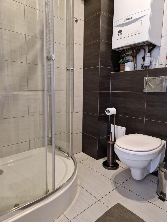 카토비체 Apartament Przybudowka 아파트 외부 사진
