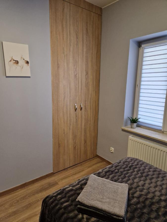 카토비체 Apartament Przybudowka 아파트 외부 사진